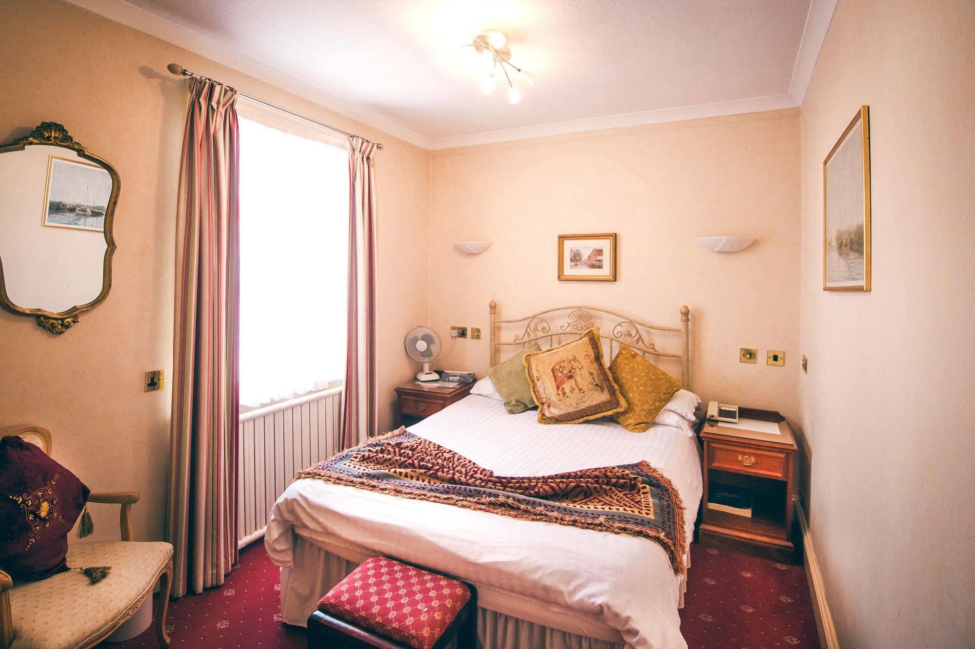 The Revere Hotel Saint Helier Jersey Exterior foto