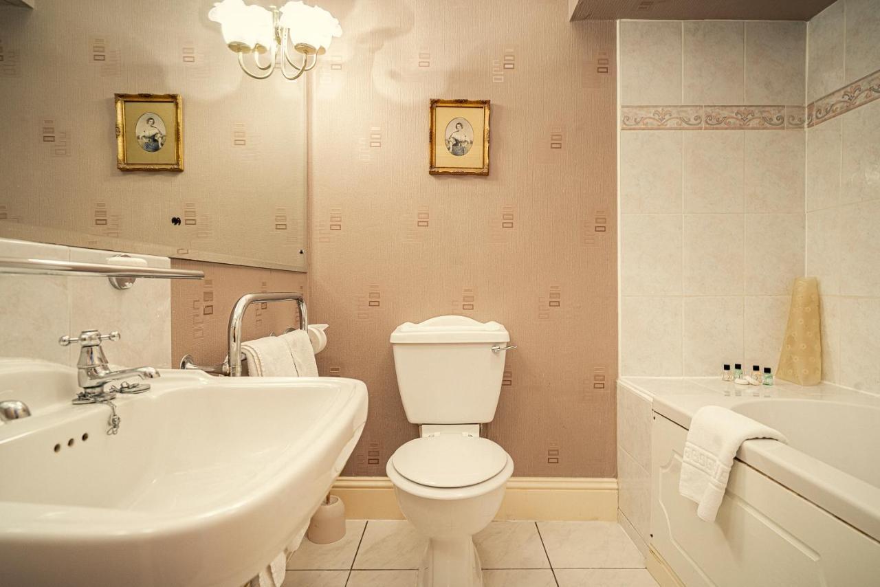 The Revere Hotel Saint Helier Jersey Exterior foto